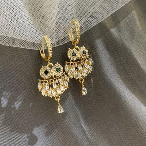 Owl Rhinestone Gold Plated Earrings - Picture 2 of 6